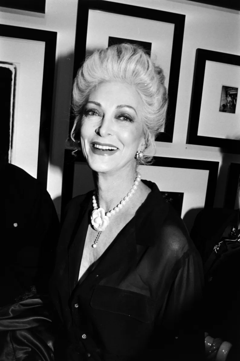 Timeless Grace: Embrace Confidence With The Best Tailored Style