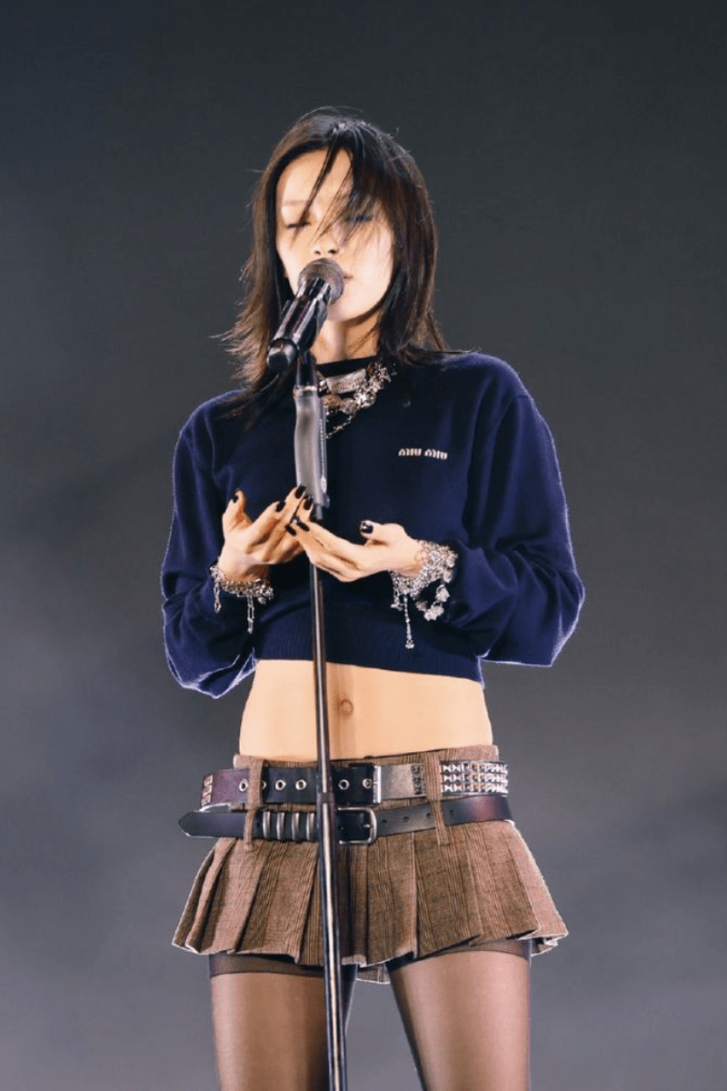 C-Pop artist Lexie Liu in bespoke performance style